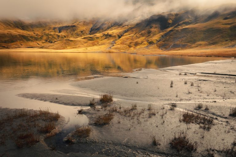 lac d'anterne matin automne dor&eacute; m&eacute;andres