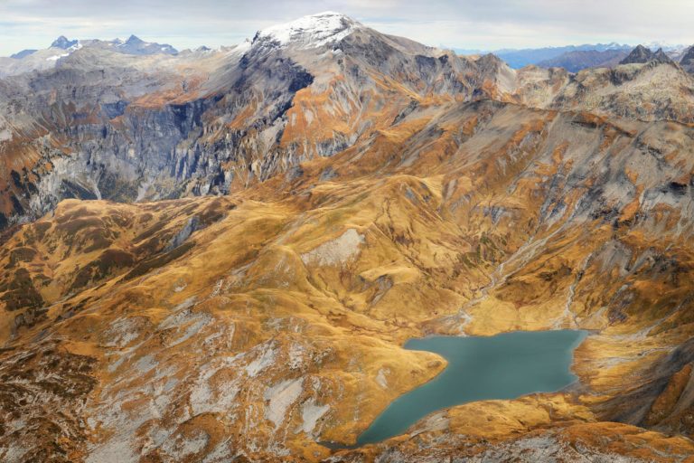 Lac d&rsquo;Anterne et Buet vus depuis la T&ecirc;te &agrave; l&rsquo;&Acirc;ne, massif des Fiz, Haute-Savoie &ndash; photographie haute d&eacute;finition d&rsquo;Alexandre Deschaumes.